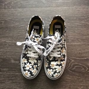 White Floral Vans Women’s 9.5
